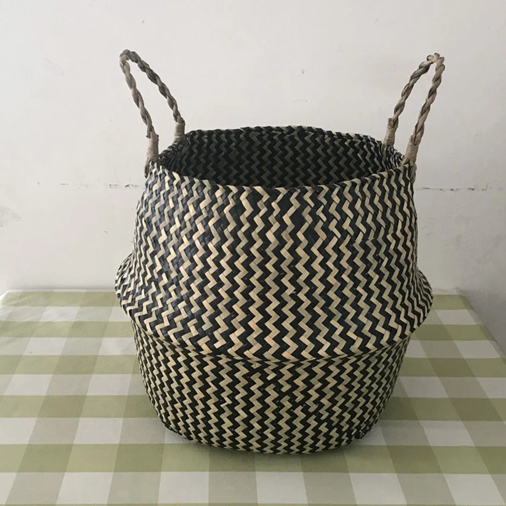 Cesta de Mimbre Plegable – Algas Marinas Hecha a Mano para Ropa o Almacenaje (Estilo Patchwork en Tonos Neutros)