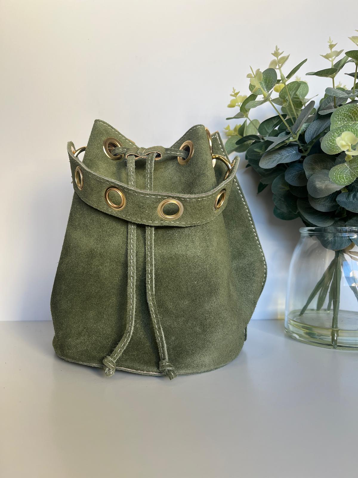 Bolso Bombonera Kaki de Ante – Artesanía Italiana