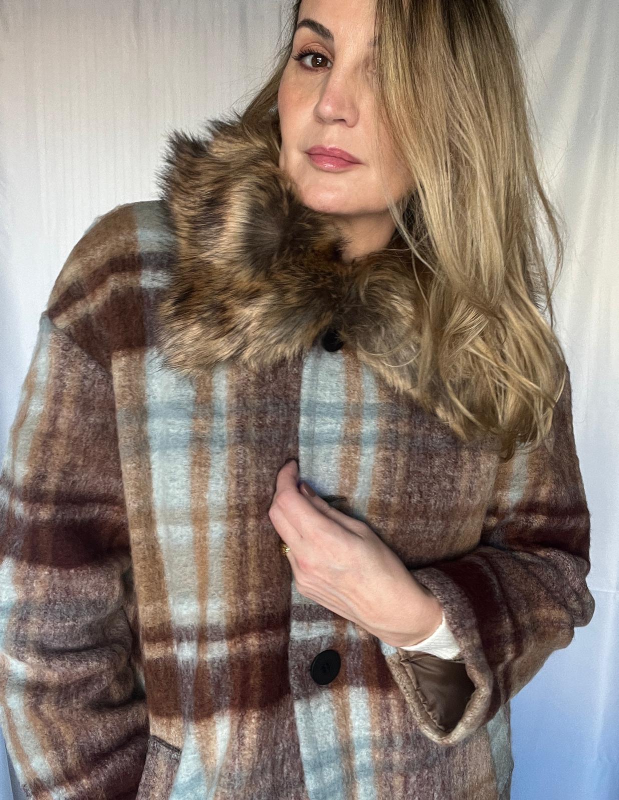 Blue Checked Wool Oversize Pea Coat – Pepa Comanechi