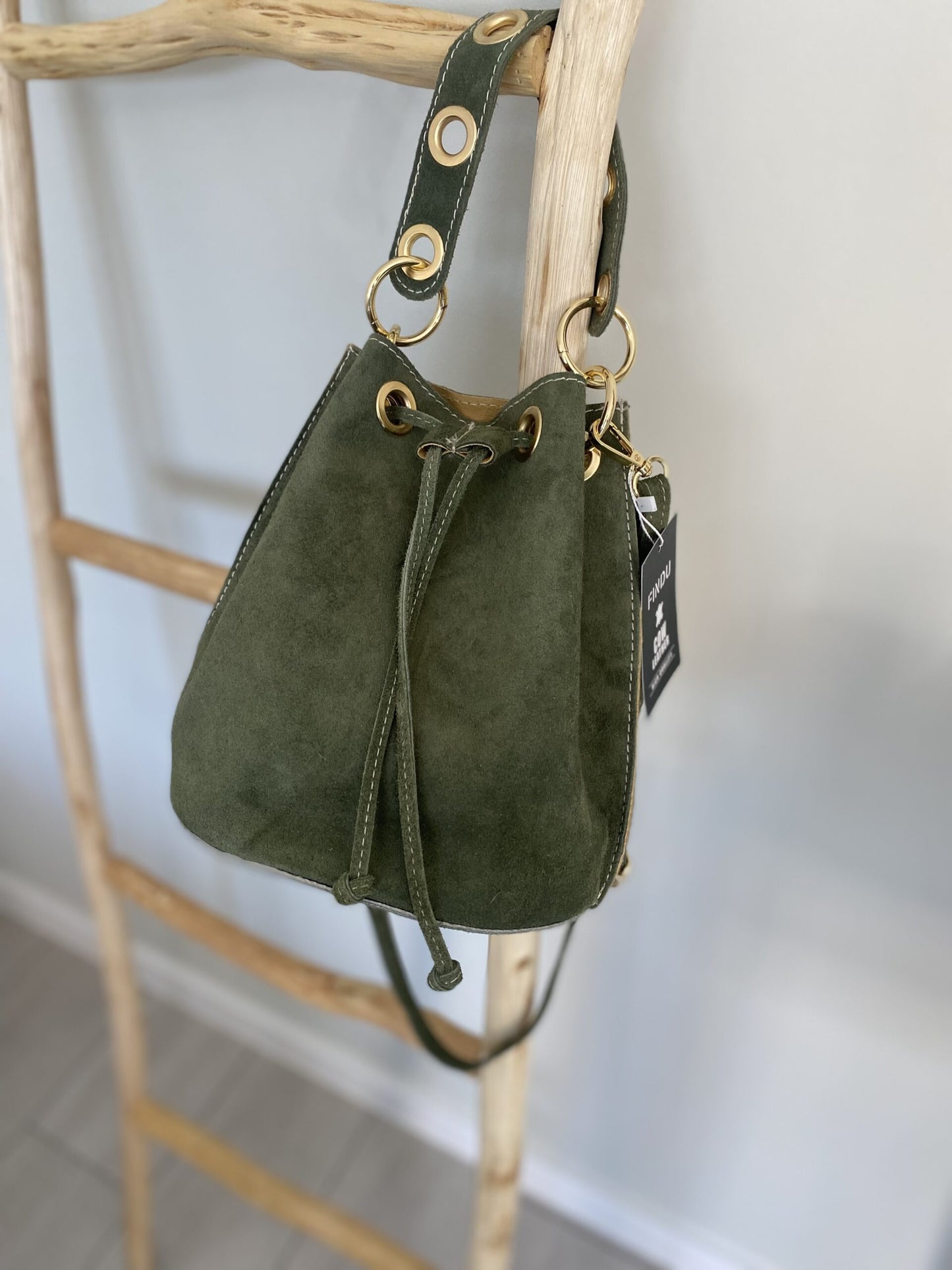 Bolso Bombonera Kaki de Ante – Artesanía Italiana