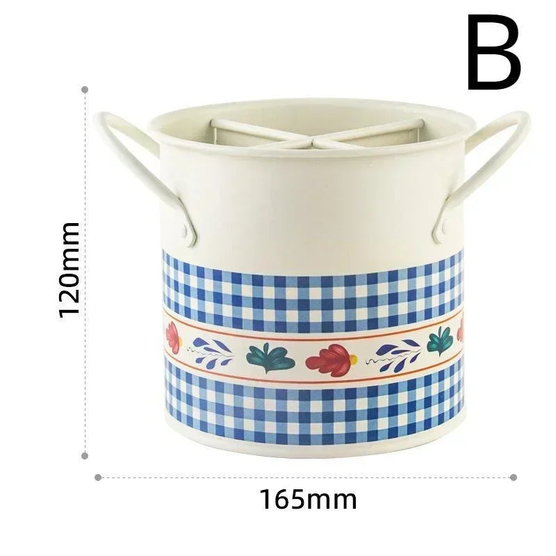 Organizador de Cubiertos Retro – Cubo Metálico con Divisiones para Cocina Estilo Rústico
