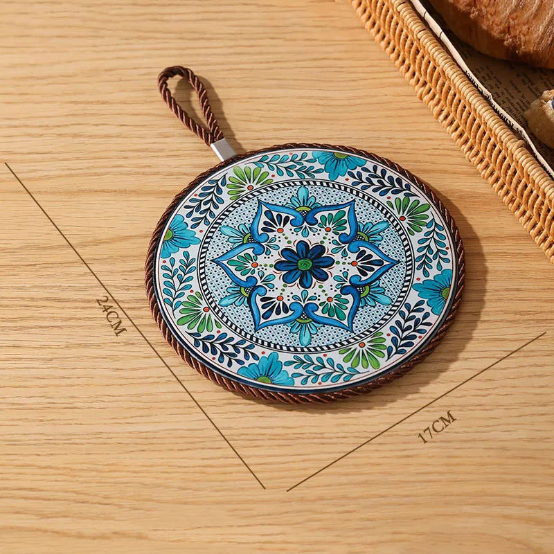 Salvamantel de Cerámica con Base de Corcho y Cuerda para Colgar – Aislante para Platos, Tazas o Sartenes