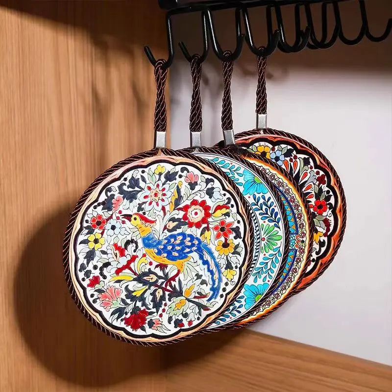 Salvamantel de Cerámica con Base de Corcho y Cuerda para Colgar – Aislante para Platos, Tazas o Sartenes