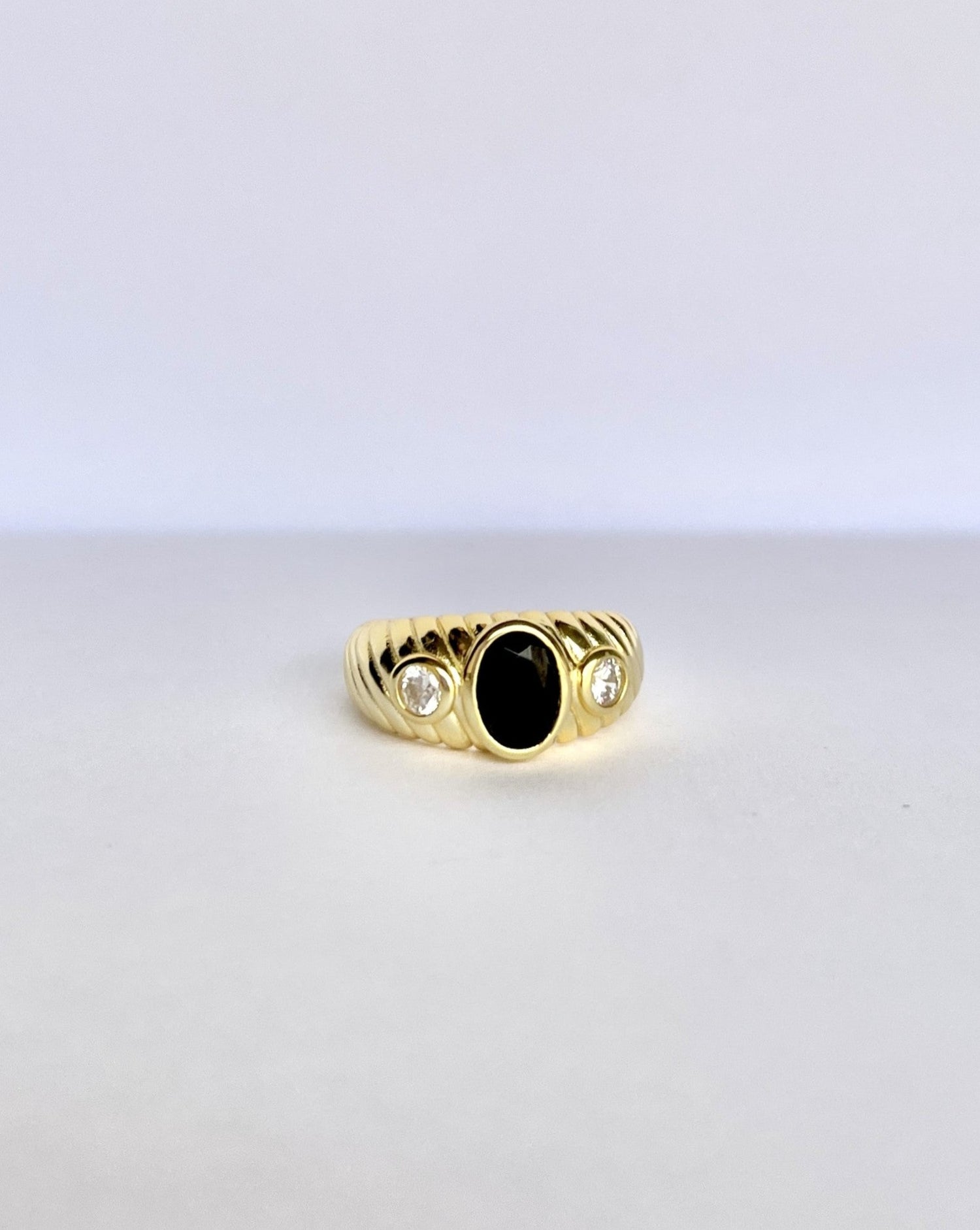 Anillo de oro con onix online negro