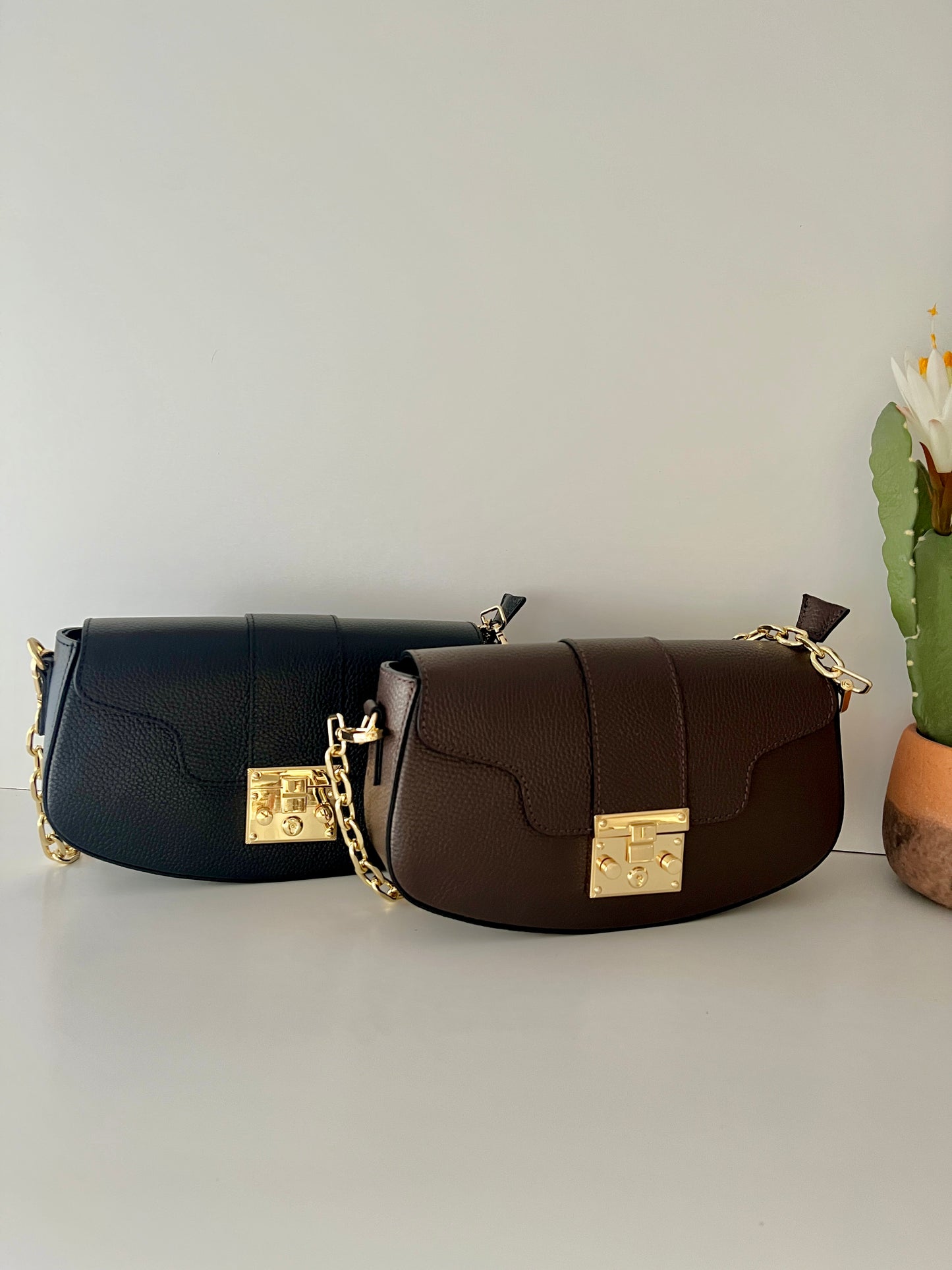 Bolso de Hombro de Piel con Solapa - Marrón Chocolate