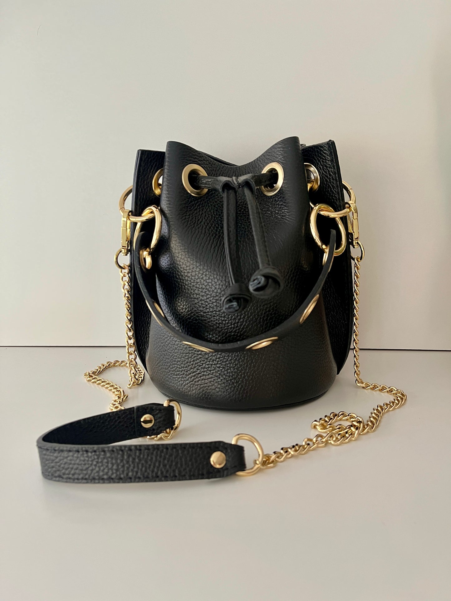 Mini Bombonera Piel - Negro