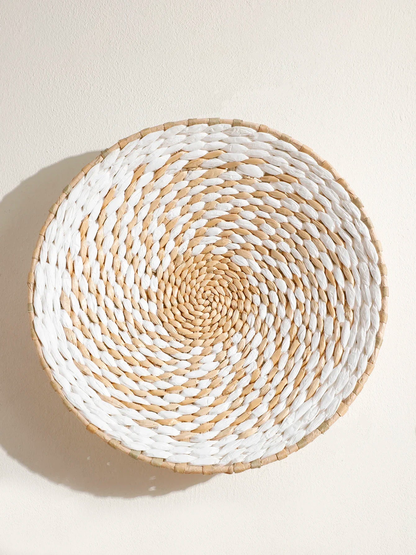 Decoración de Pared Bohemia de Paja Tejida – Hecha a Mano con Estilo Étnico y Natural