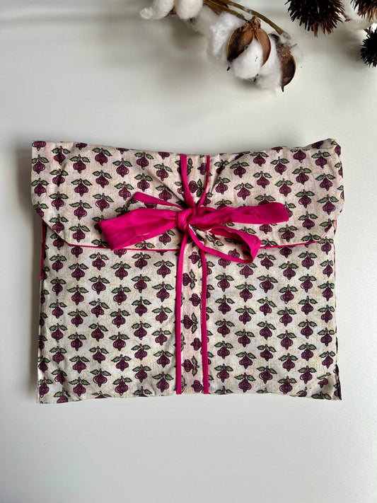 Pure Cotton Pajamas with Matching Bag. Teal and White - Size S