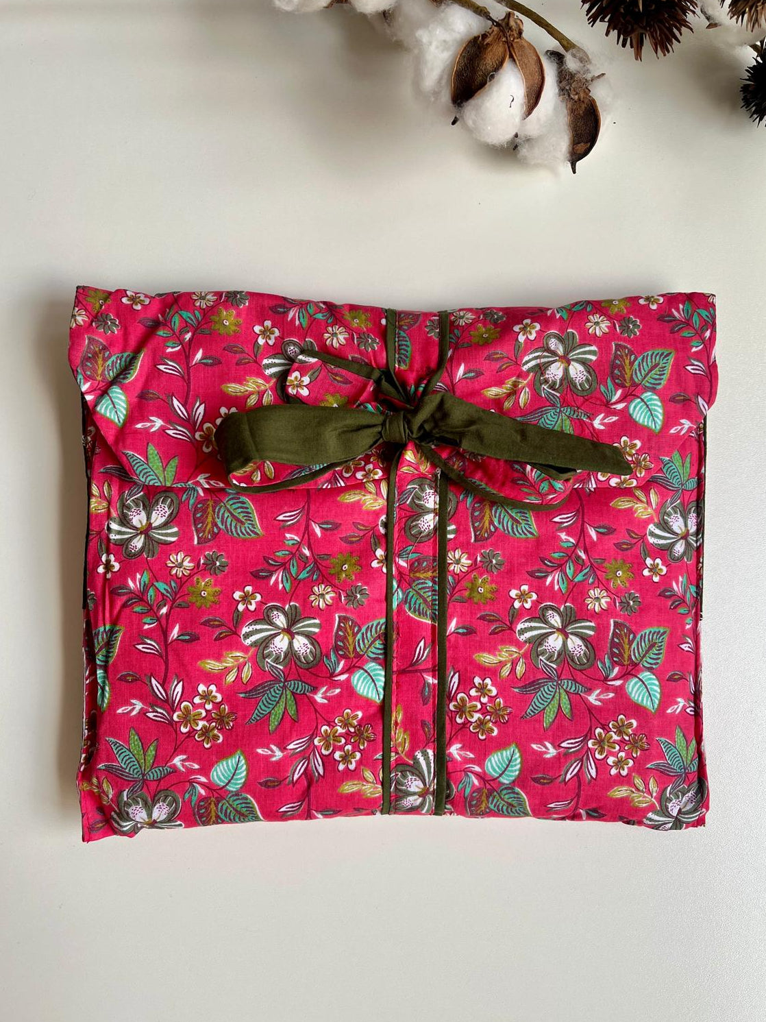 Pure Cotton Pajamas with Matching Bag. Teal and White - Size S