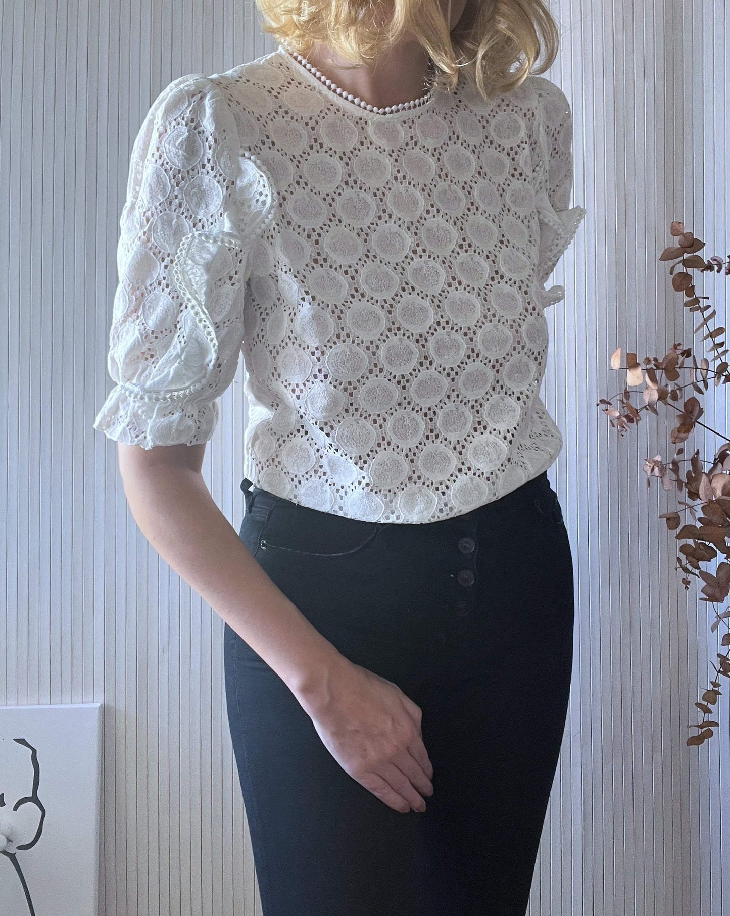 Top Blanco Tejido Perforado-Pepa Comanechi-camisas,ROPA